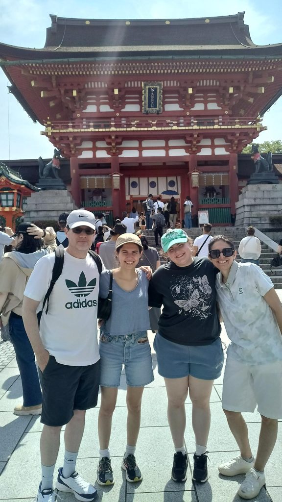 Kyoto: Travel to Fushimi Inari by JR
