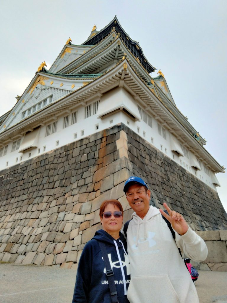 Osaka in One Day: Osaka Castle & In front of Hotel Granvia