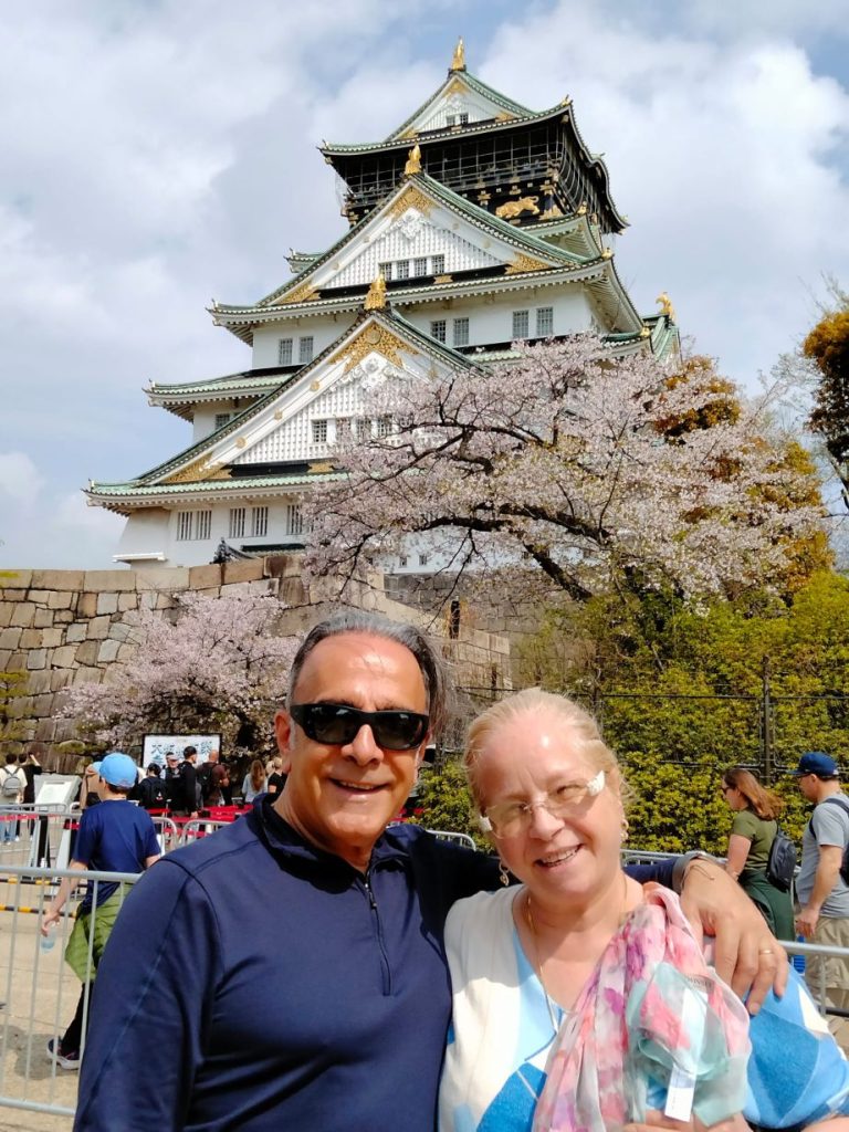 Osaka in Half a Day: Osaka Castle and stay & Dotonbori