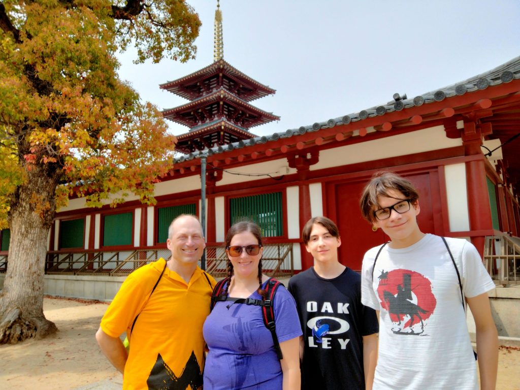 Osaka in One Day: Osaka Castle and stay there & Kuromon Market