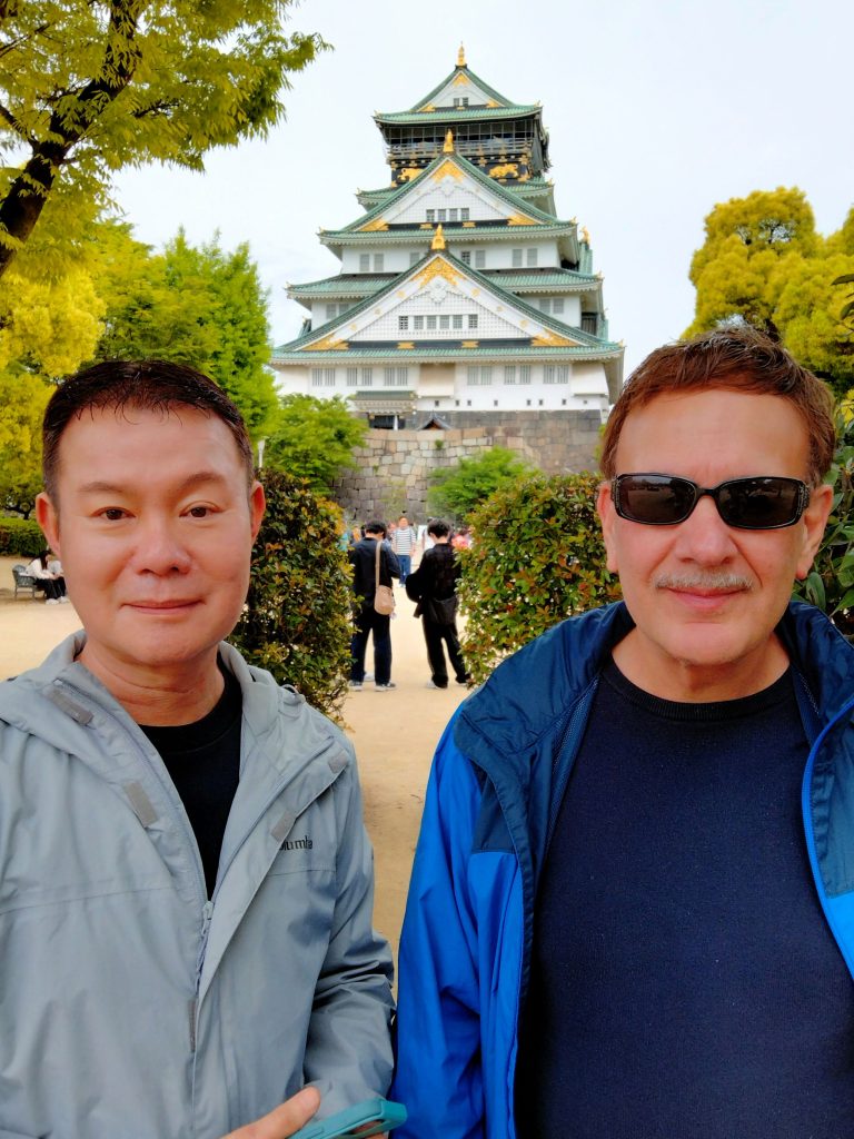 Osaka: Osaka Castle and stay there. & Sumiyoshi Taisha Shrine
