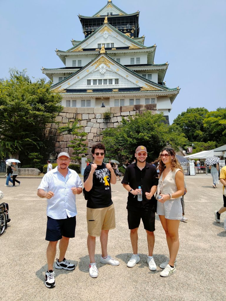 Osaka in Half a Day: Osaka Castle & Kuromon Market