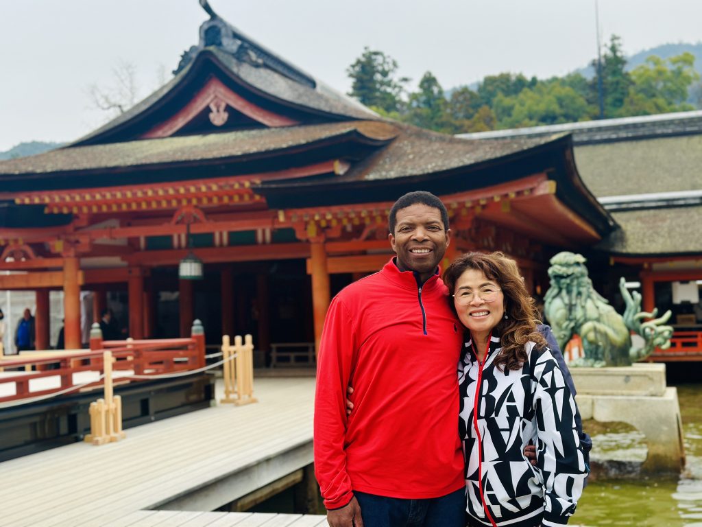 Hiroshima & Miyajima in 1 Day: Private Tour