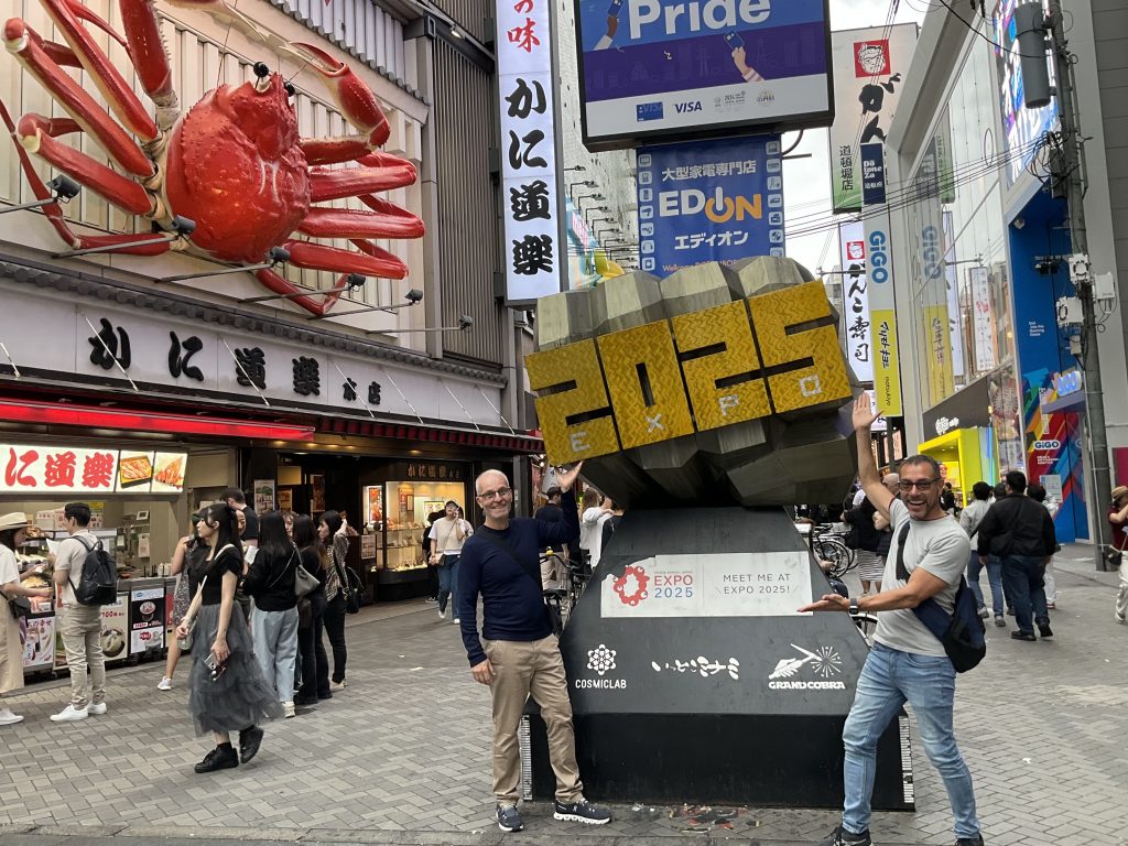 Osaka in One Day: @Osaka Castle & @Umeda Sky Building