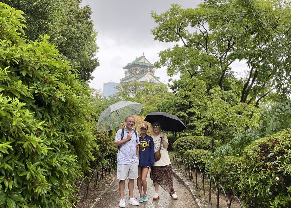 Osaka in Half a Day: @Kuromon Market & @Shitennoji Temple
