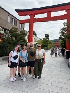 Osaka in One Day: Fushimi Inari Taisha Shrine & Nijo Castle