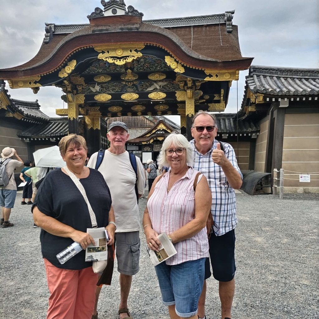 Kyoto in One Day: Fushimi Inari Taisha & Kyoto Station　　Disband