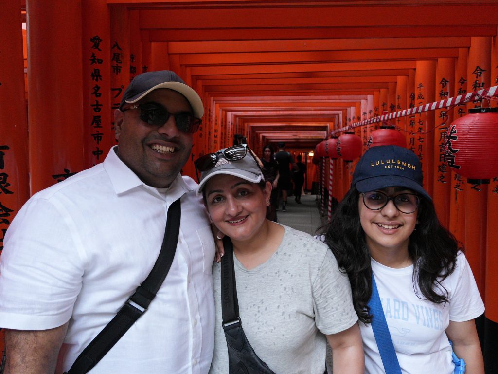 Kyoto: Monkey Park (800) by taxi & Fushimiinari by taxi