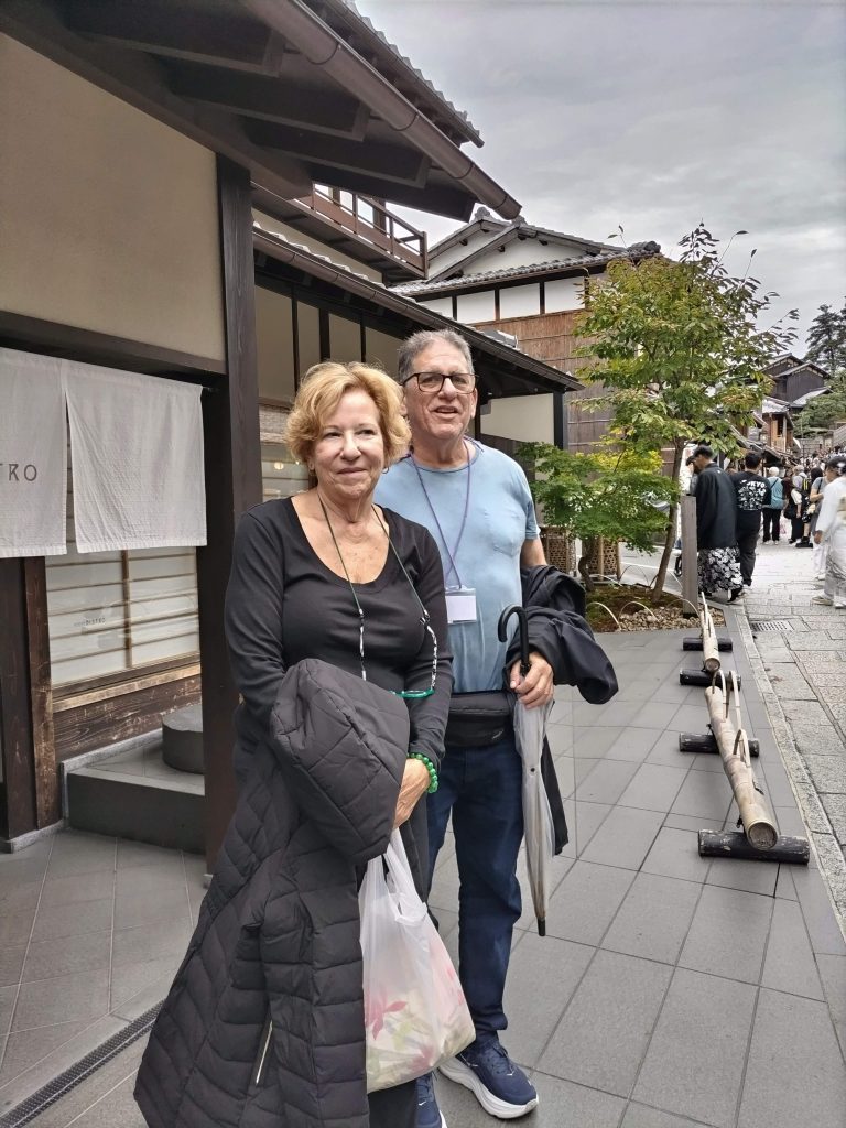 Kyoto in Half a Day: Nijo Castle & Gion Hanamikoji - Gion Kaikan