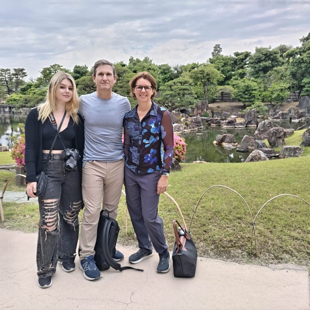 Kyoto in Half a Day: Fushimi Inari Taisha Shrine & Nijo Castle