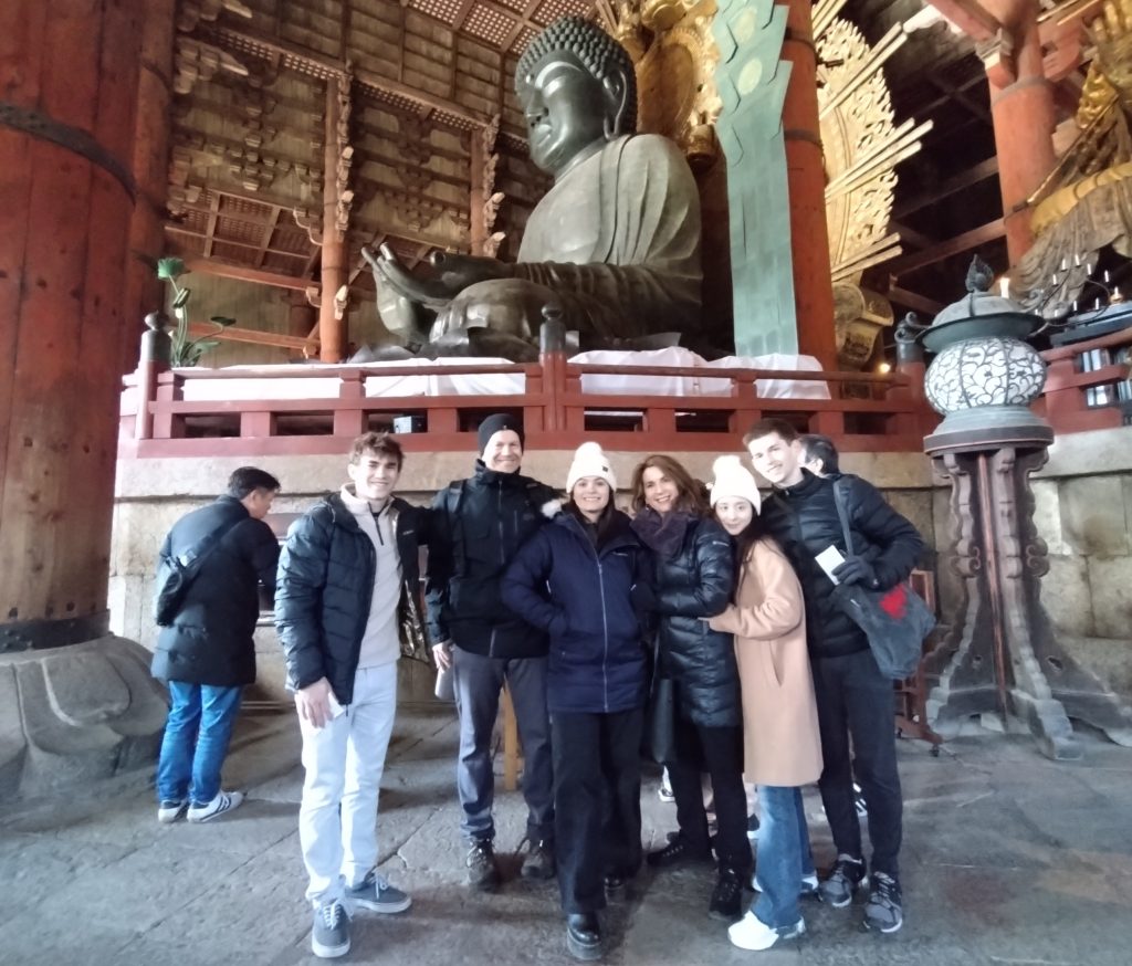 Nara in One Day: to  12:35   Todaiji & to  16:00  Toshodaiji