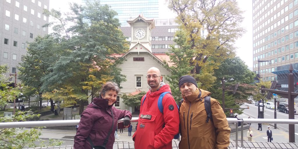 Hokkaido in Half a Day: Tour Nijo Market & and rest at Hokkaido Shrine