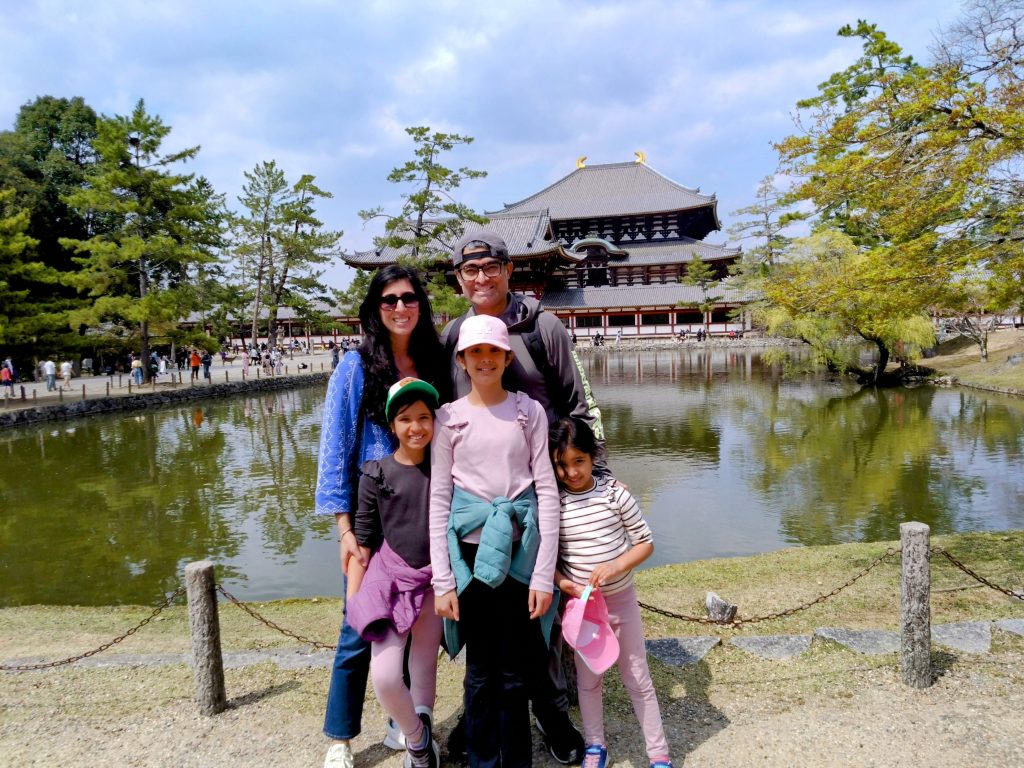 Kyoto: to  11:45    Nara Park & to  16:00   Kofukuji Temple