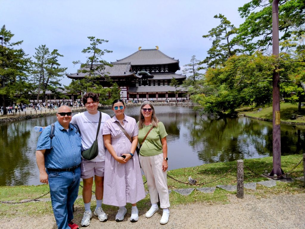 Kyoto: to 11:15   Kofuku-ji Temple & to 14:15  Kasuga Taisha Shrine