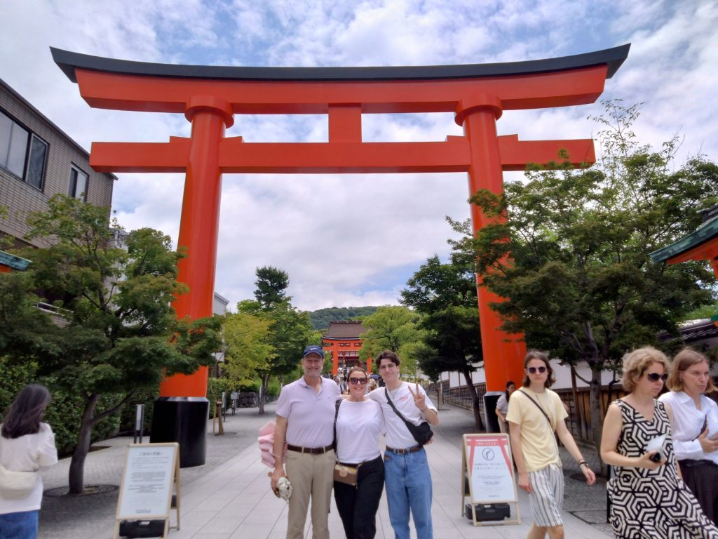 Kyoto in One Day: to 10:00   Nijo & to 14:50   Sagano