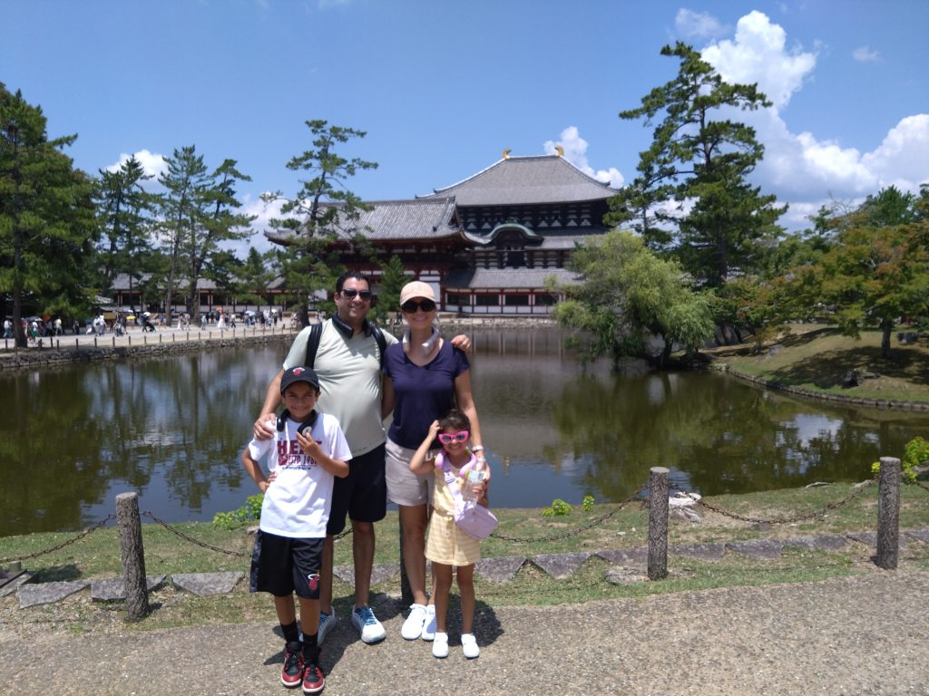 Kyoto: to 11:15  Nara Park & to 15:30  Nishiki Market