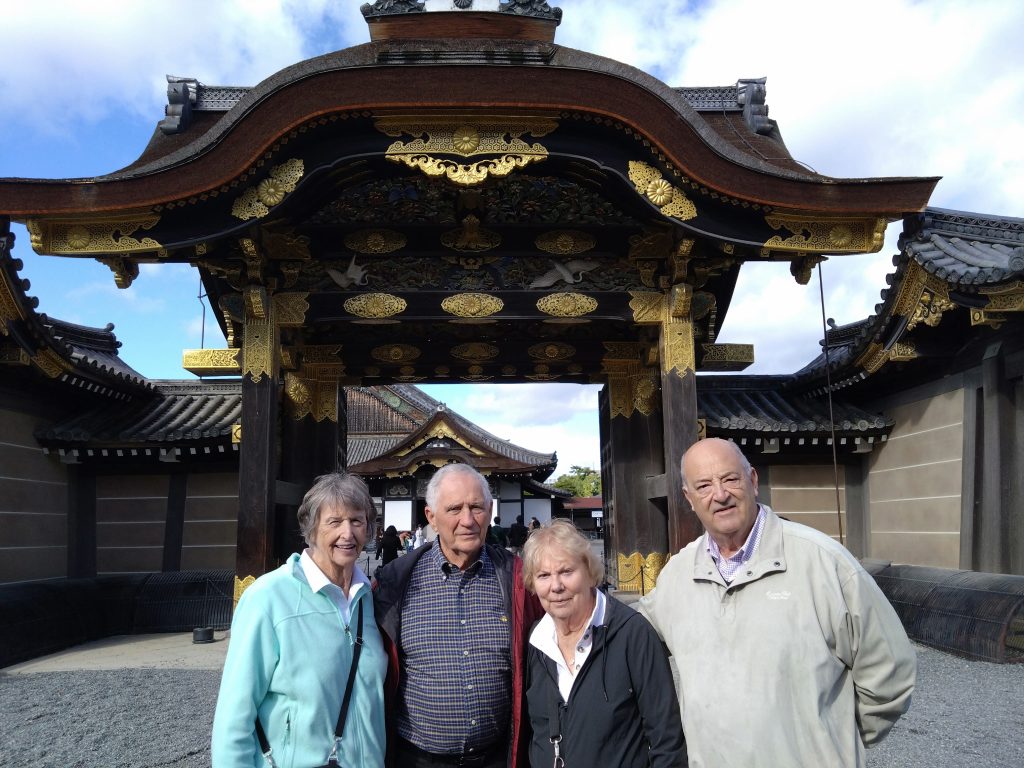 Kyoto: to 12:20    Kinkaku-ji Temple & to 15:20     Gion