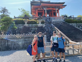 Kyoto in One Day: Kiyomizu-dera Temple & Nijo Castle