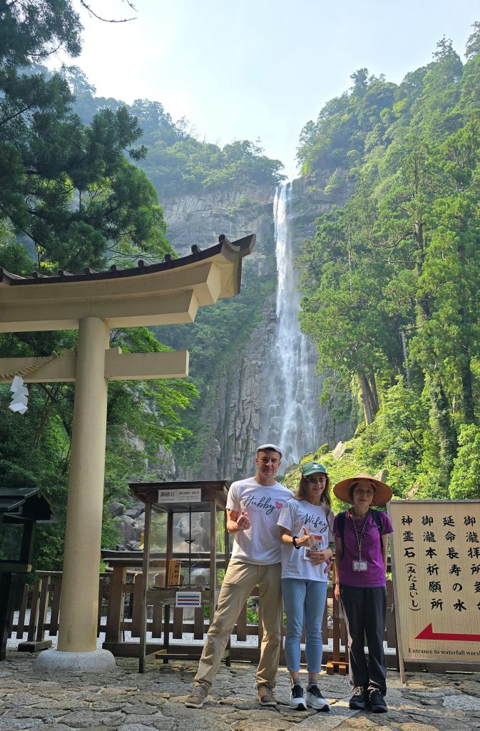 Wakayama in One Day: Ohyunohara & Gas station