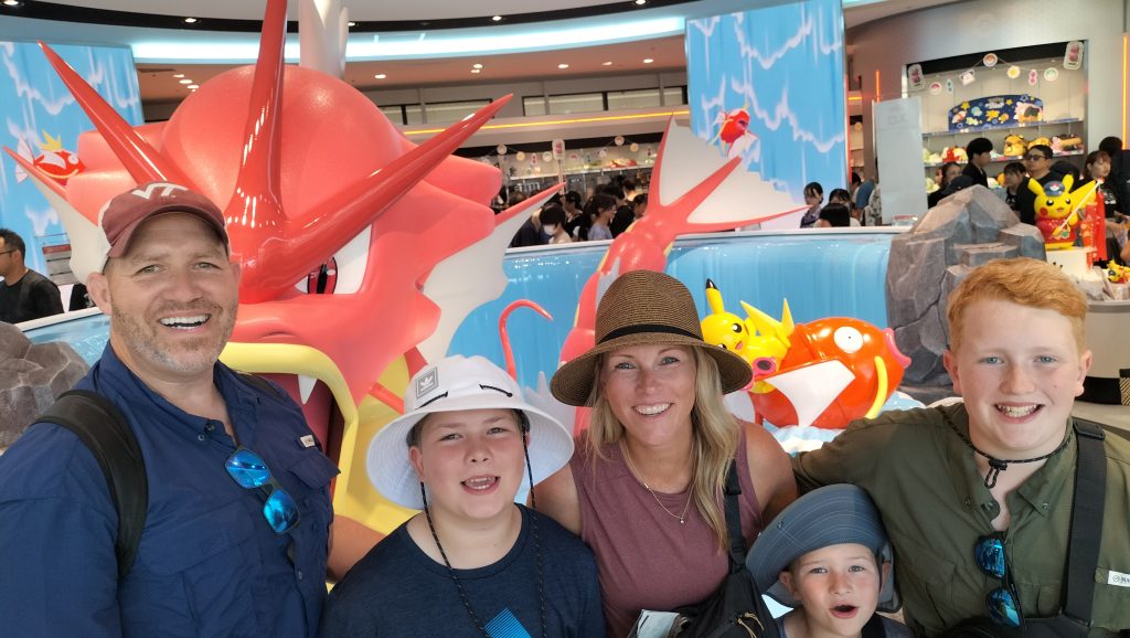 Hiroshima in One Day: Hiroden Ujina-kaigan-dori & Pokemon Center