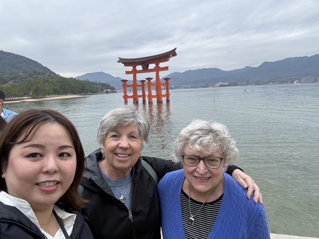 Hiroshima in One Day: Miyajimaguchi & Board a taxi