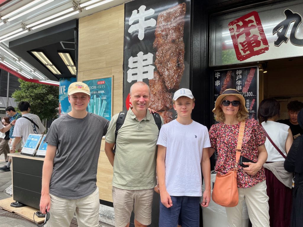 Tokyo in Half a Day: Sensoji Temple & Meiji Shrine