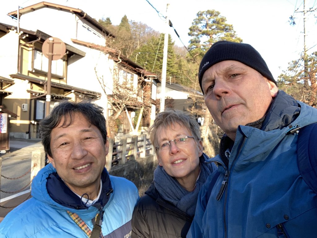 Gifu: 陣屋前朝市 & 最終地点でツアー終了"