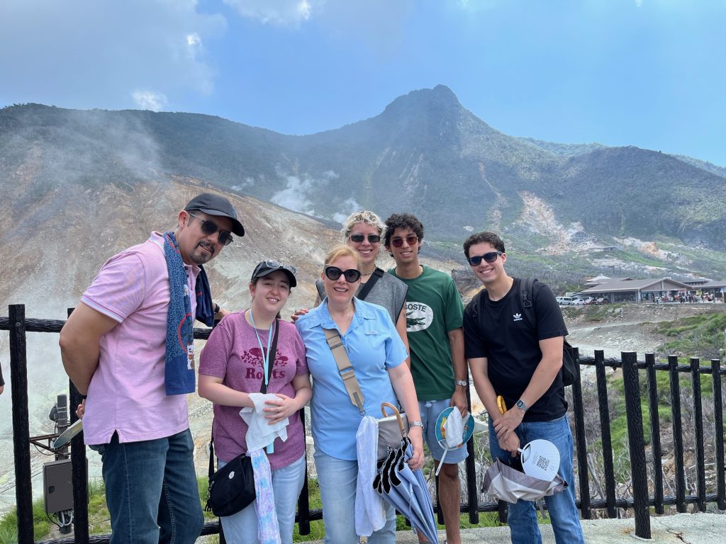 Kanagawa in One Day: Hakone Shrine & Lake Ashi cruise