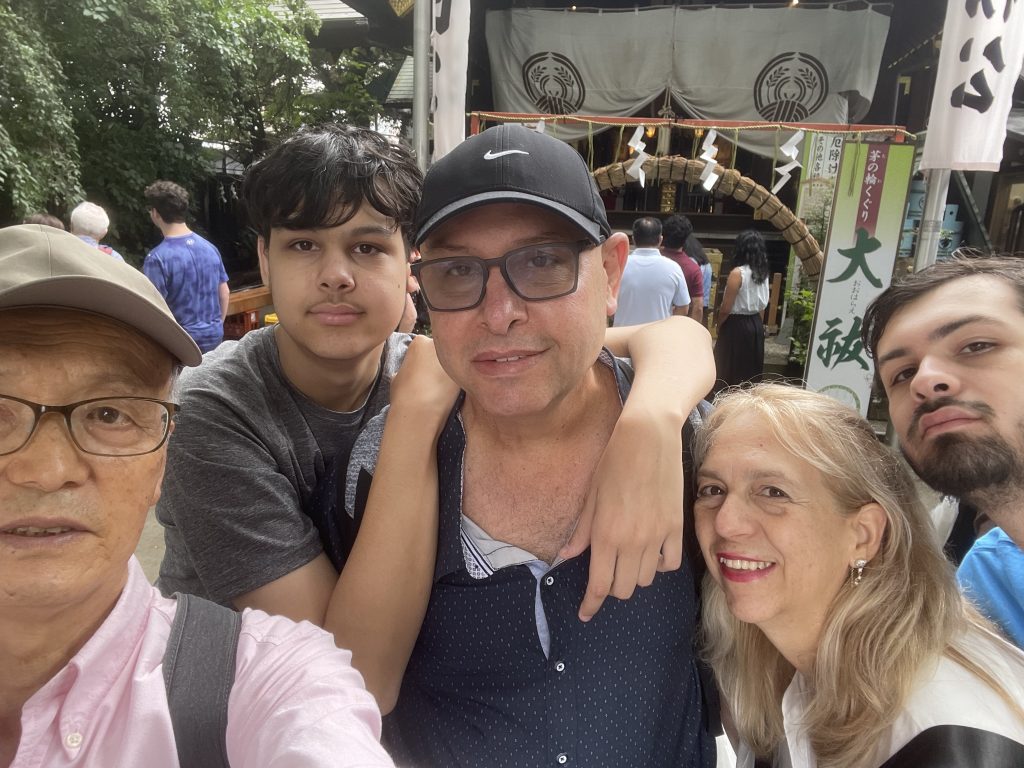 Tokyo in One Day: 11：30 – Tsukiji Outer Market & tour end in Harajyuku