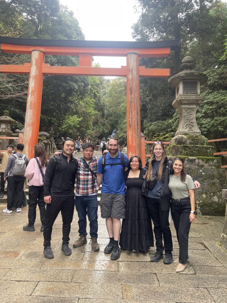 Kyoto: Kasuga Taisha Shrine & Stroll around Mount Wakakusa