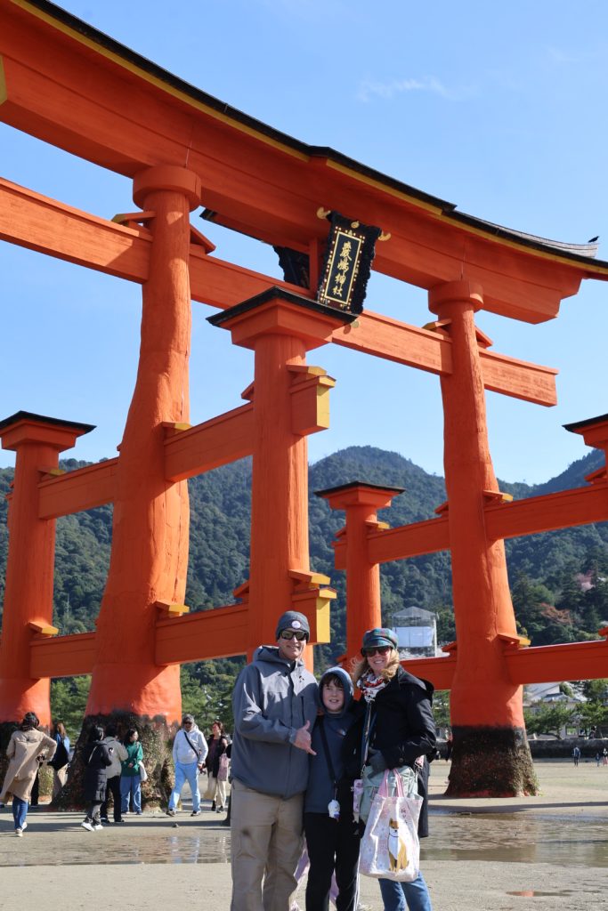 Hiroshima & Miyajima in 1 Day: Private Tour