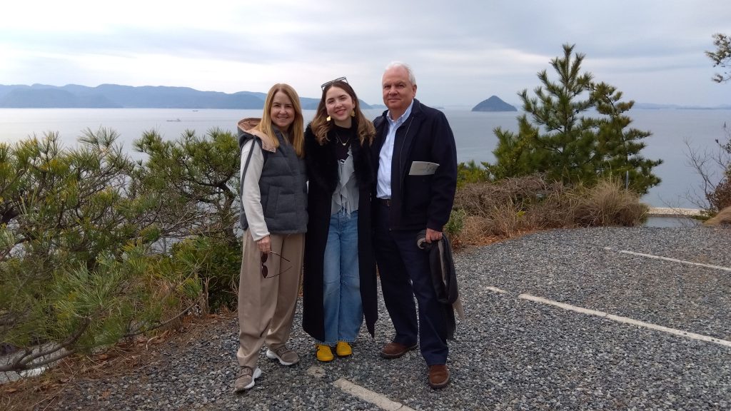 Kagawa in One Day: Takamatsu Port & Benesse House Park Bustop