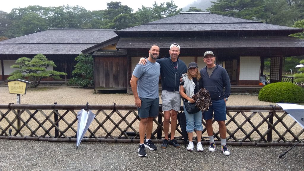 Kagawa in One Day: Ritsurin Garden & Takamatsu Castle Historic Site