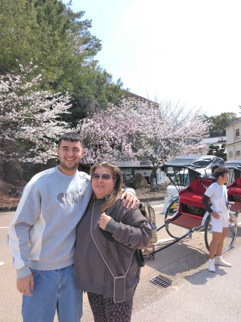 Hiroshima in One Day: Travel by JR and ferry & Travel by taxi