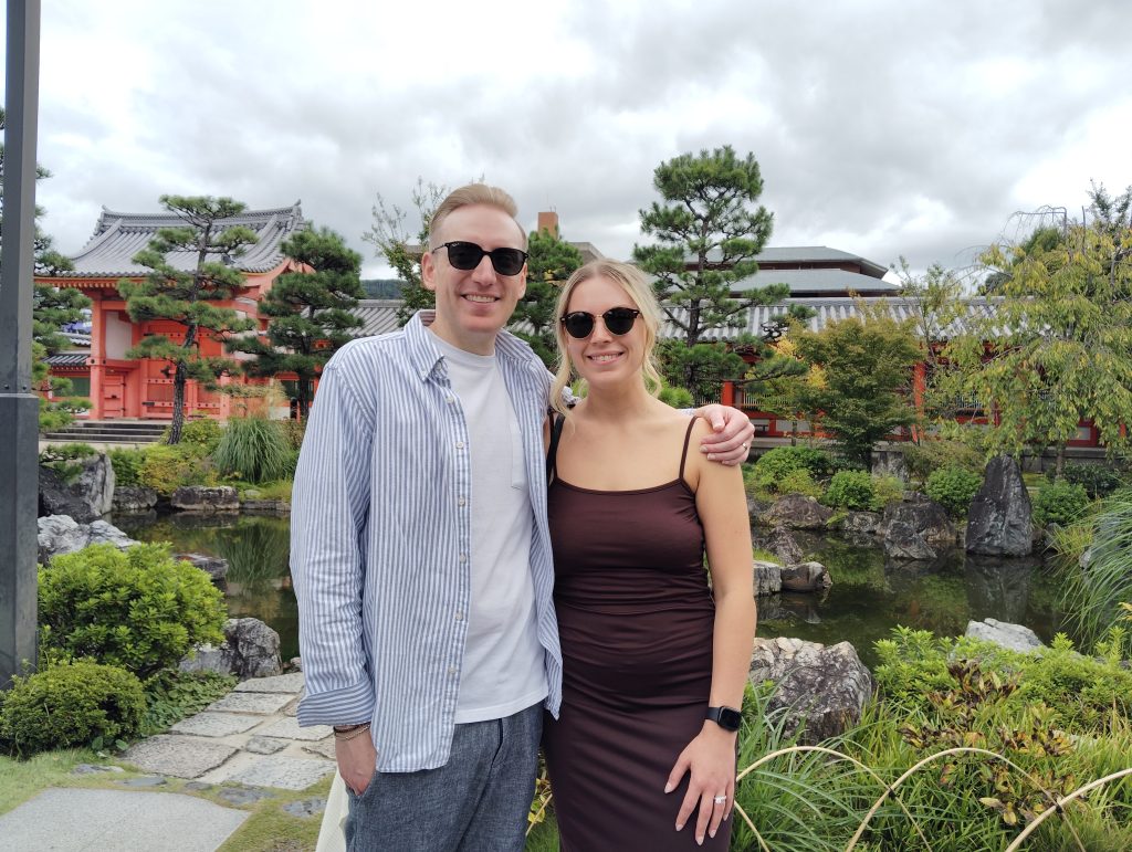 Kyoto in Half a Day: Sanjusangen-do & Stroll along Hanamikoji