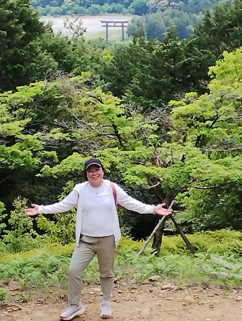 Wakayama in One Day: Hotel & Spa & Hashigui-iwa Rocks