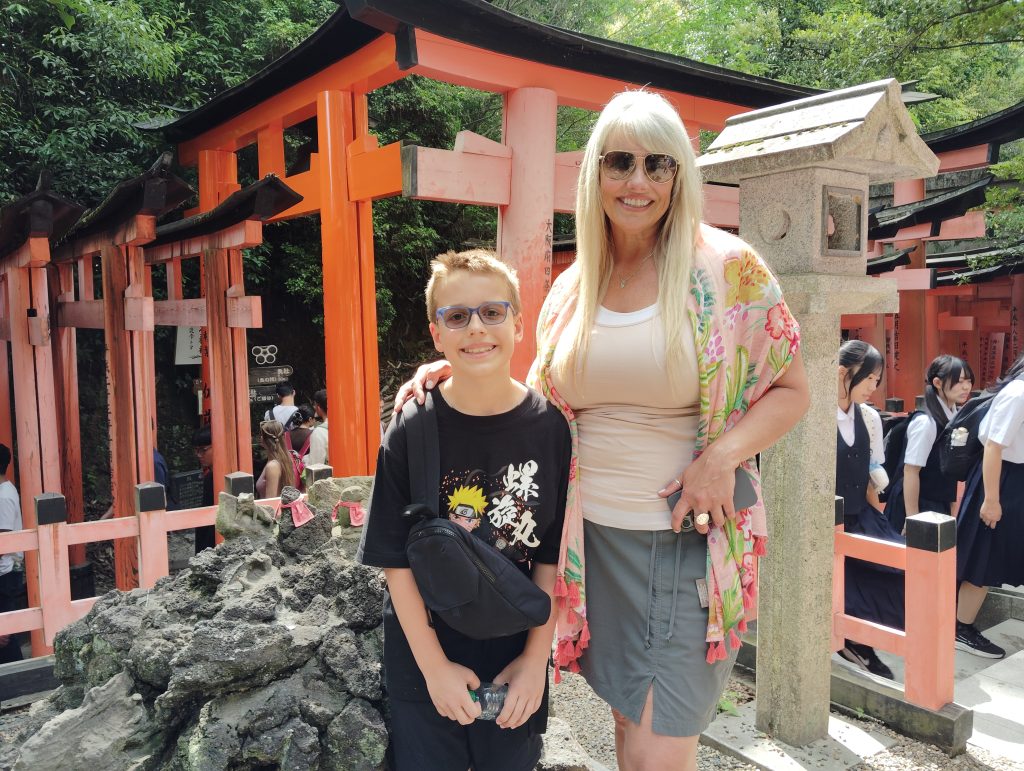 Kyoto in Half a Day: Fushimi Inari Taisha Shrine & Nishiki Market