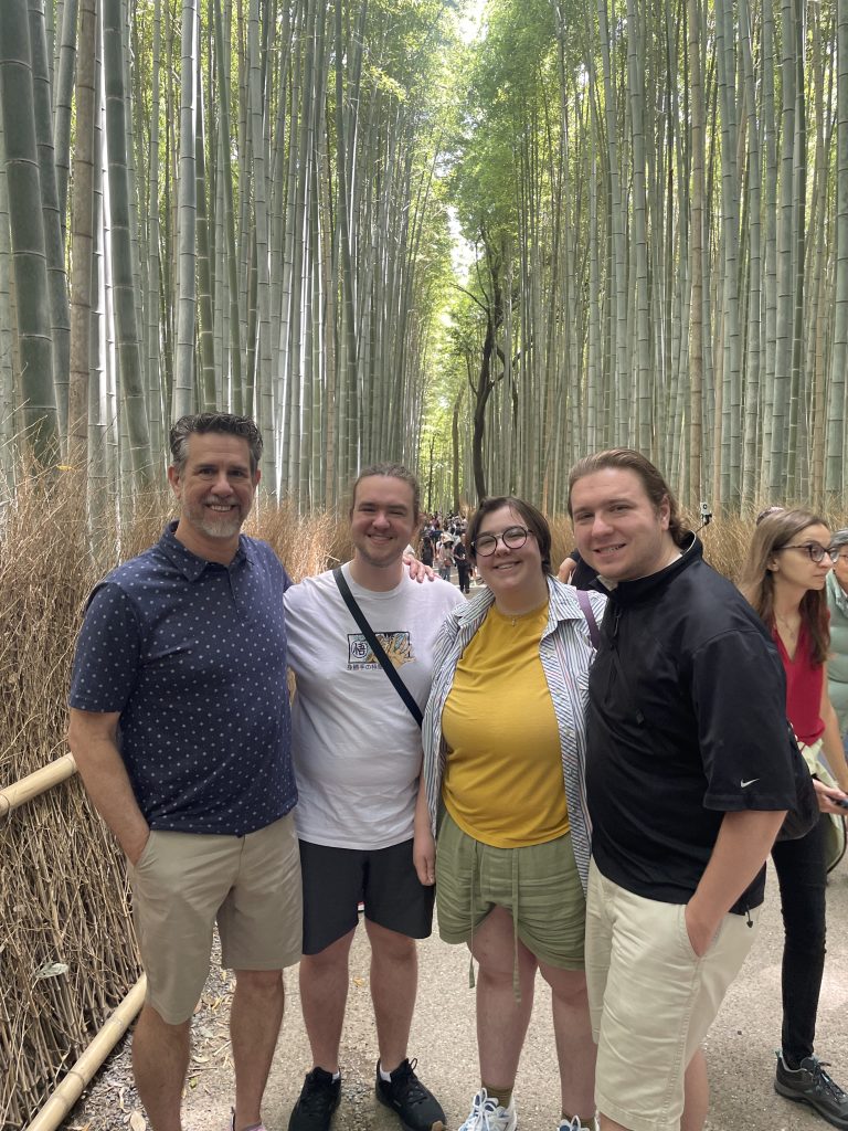 Osaka in One Day: Kinkaku-ji Temple & Fushimi Inari Taisha Shrine