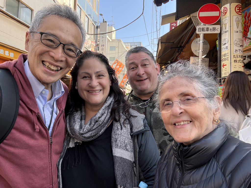 Tokyo: Observe the tuna auction & Travel to Tsukiji