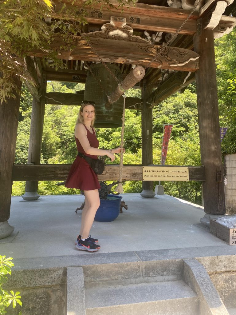 Hiroshima in One Day: Ferry to Miyajima & Bus to Hiroshima Station