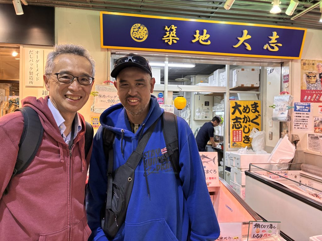 Tokyo: Observe the tuna auction & Tsukiji