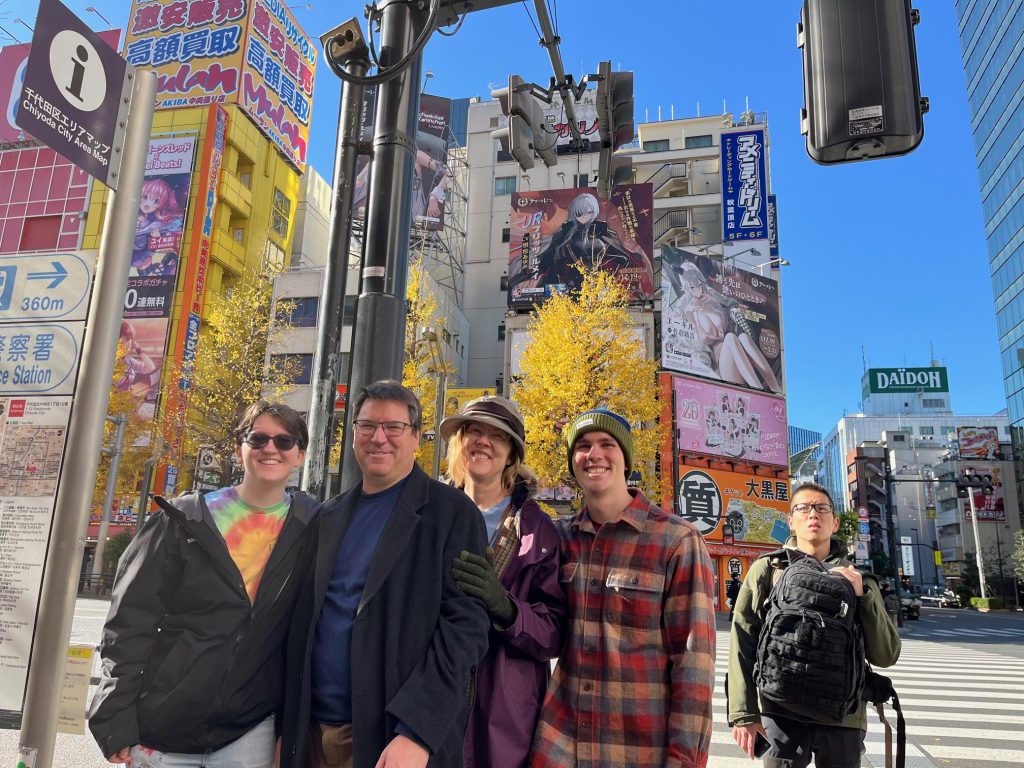 Tokyo in One Day: Sightseeing at Senso-ji & Sightseeing in Akihabara
