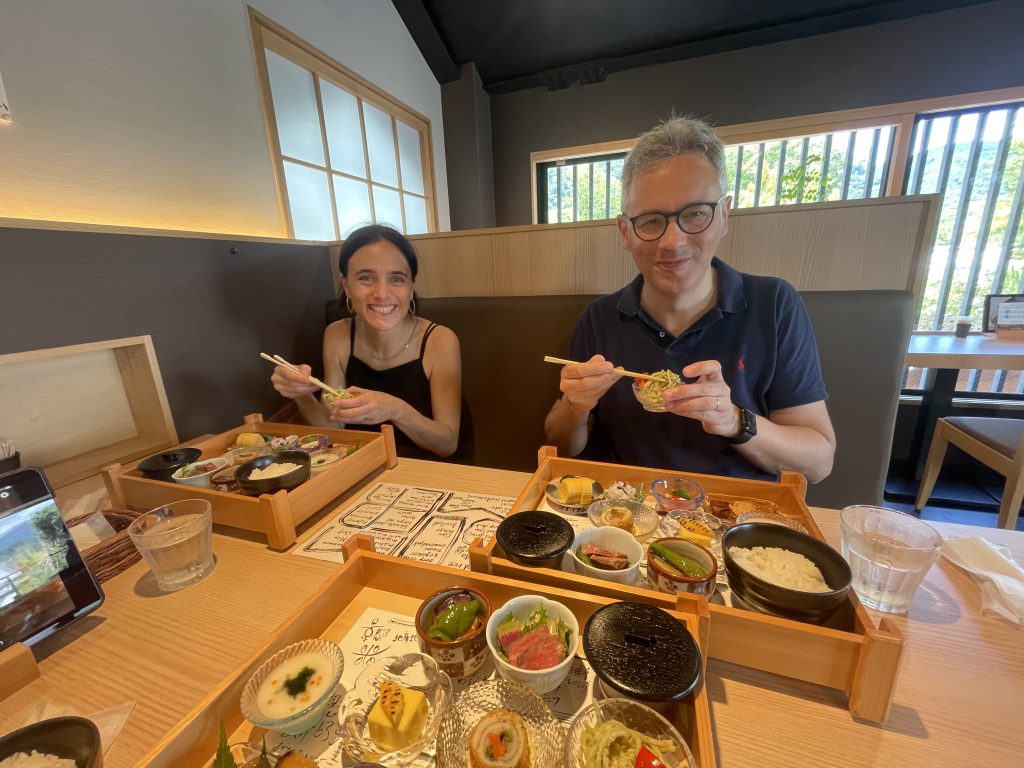 Kyoto in Half a Day: Nijo→Saga-Arashiyama JR