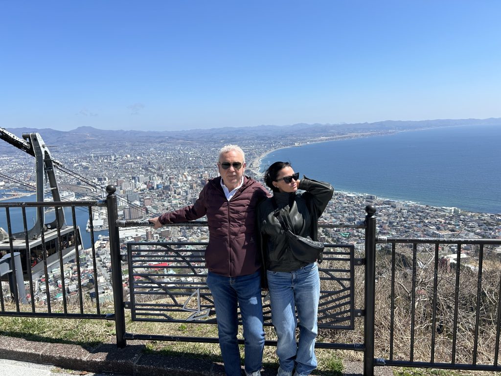 Hokkaido: Hakodate Morning Market　 & Bay Area　