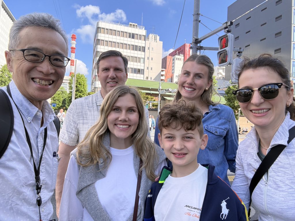 Tokyo: Observe the tuna auction & Stroll through Tsukiji Market