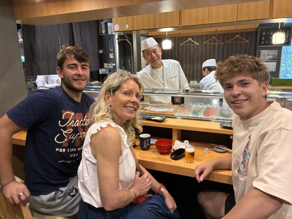 Tokyo: Watch the tuna auction & Tsukiji