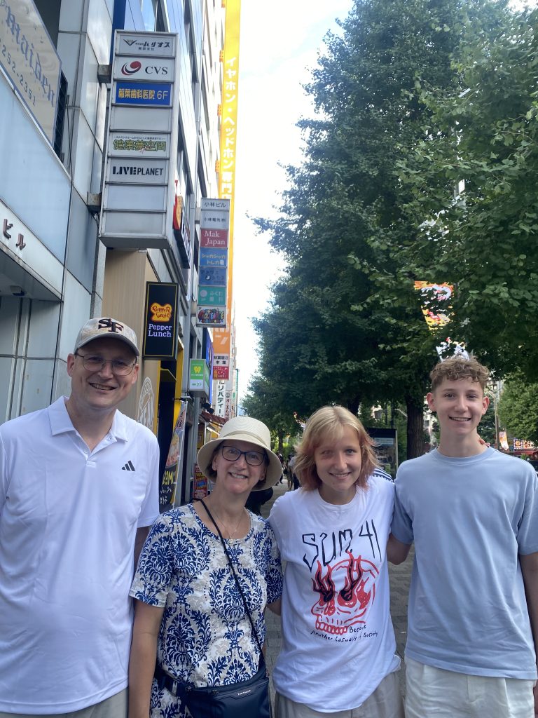 Tokyo in One Day: Gracery Shinjuku & Sensoji Temple