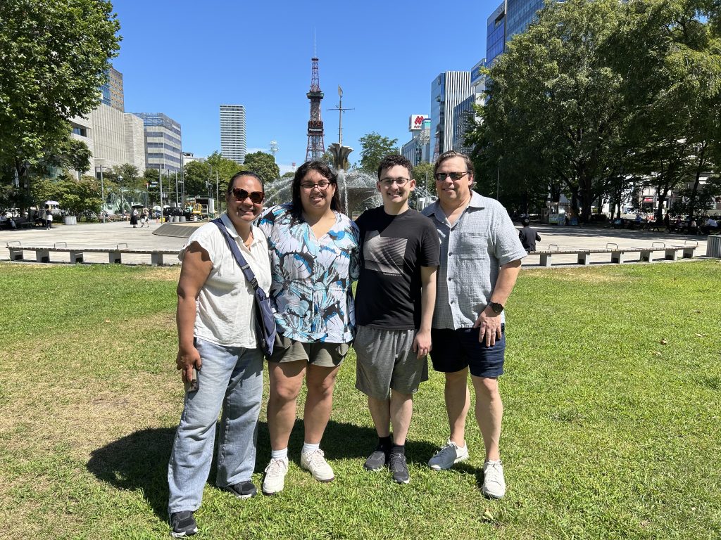 Hokkaido in Half a Day: Odori Park　 & Hokkaido Shrine