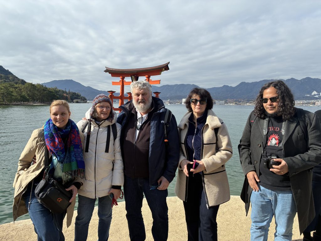 Hiroshima & Miyajima in 1 Day: Private Tour