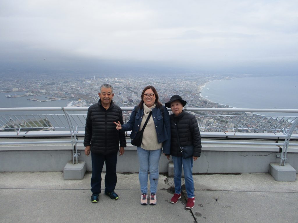 Hokkaido in Half a Day: Goryokaku Park & Red Brick Warehouse　Lunch